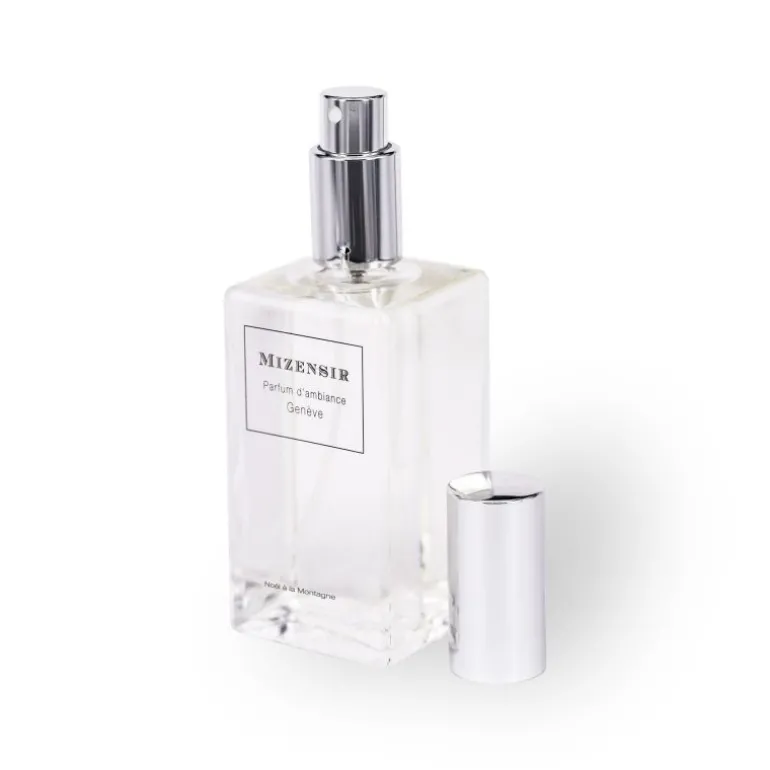 nol__la_montagne_room_spr_1.webp Noël à la Montagne | Room spray^Mizensir Parfums Outlet